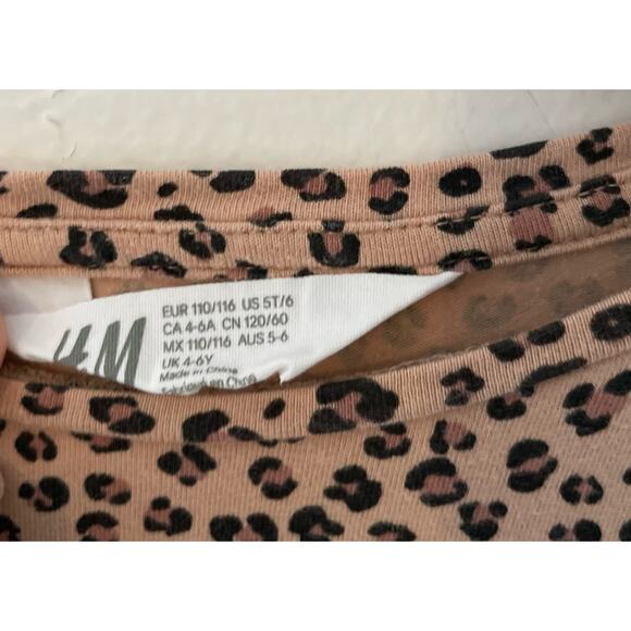 H&M Animal Print Top - Picture 3 of 3
